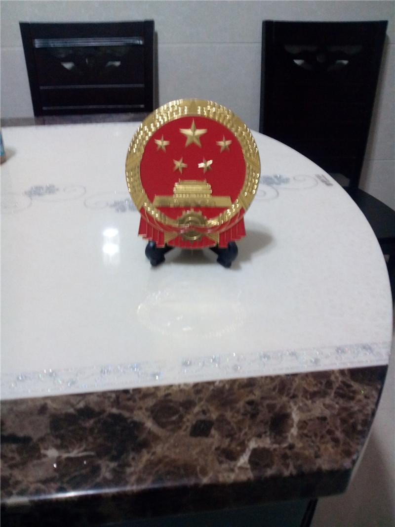 如何选择优质材料？警徽制作的材质与工艺-103